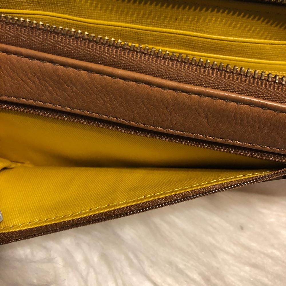 New Carmel Fossil leather clutch wallet - DAMAGED - Picture 7 of 8